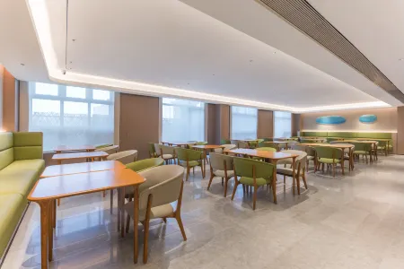 Ji hotel (Qingyuan Yingde Hotel)