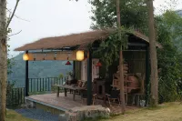 Sulin · Infinity Pool Designer Homestay (Longwangshan Drifting Shop) - กระท่อม