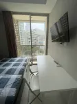 Super Cozy and Clean Apartment connected to mall - balcony