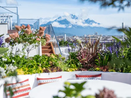 Deting Dianchali Tea Culture Hotel Отели рядом с достопримечательностью «Wenfeng Temple»