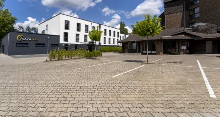 PLAZA INN Recklinghausen Отели рядом с достопримечательностью «Engelsburg»