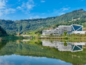 Qingyun Jinsha Lake Resort Hotel
