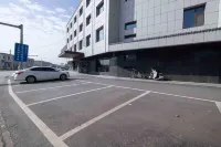 怡美天宸·輕奢智享飯店（晉中太谷區政府太谷古城店） - 停車場