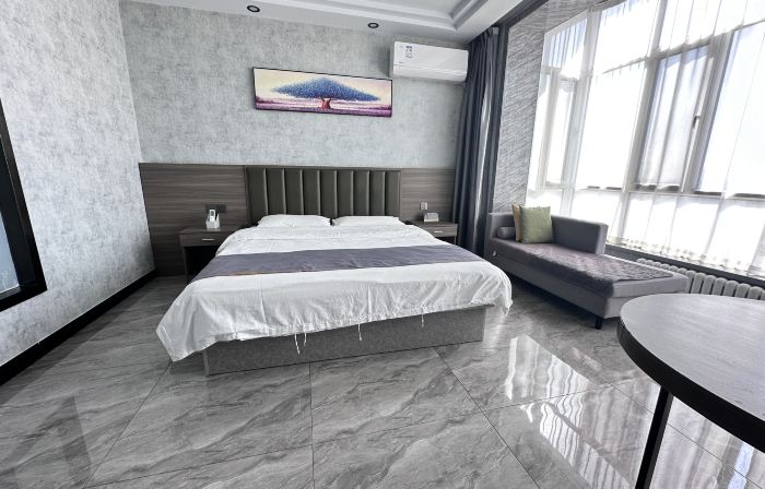 Jiasheng Business Theme Hotel