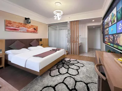 Mulang Hotel (Kunming South High-speed Railway Station Chunrong Street Subway Station)