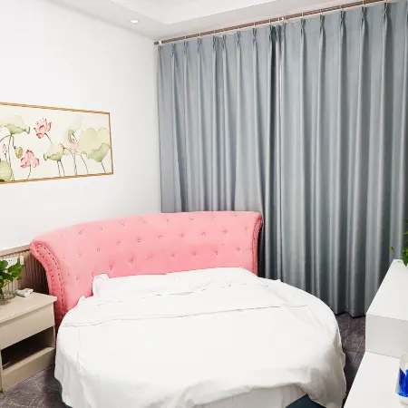 Sixian Hongzhong Business Hotel