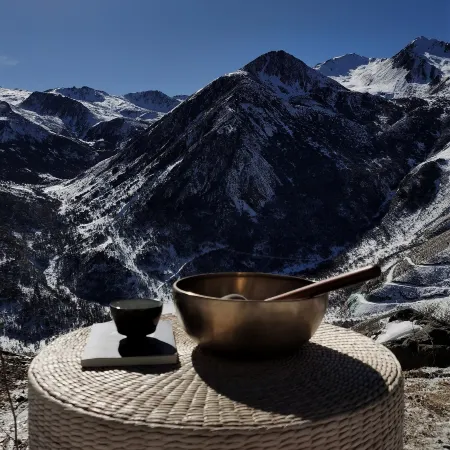 Lvxiang · Snow-Mountain View Meditate Hotel (Siguniang Mountain Branch)
