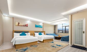 Zhenxiong Svit Theme Hotel