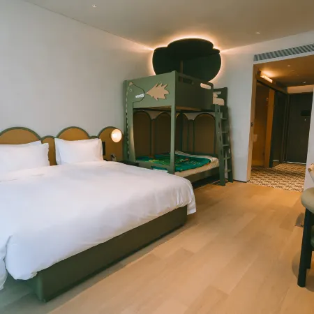 LONYATT HOTEL