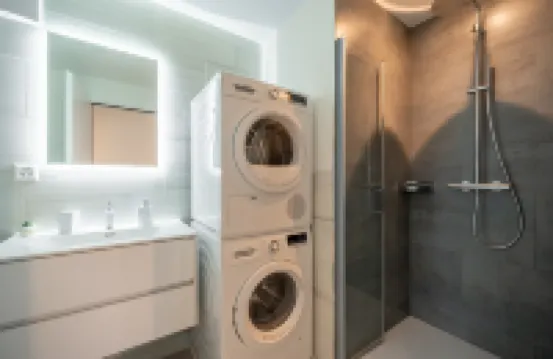 Swiss Living | High-Tech Kitchen, 1G WiFi, Balcony Hotels in 