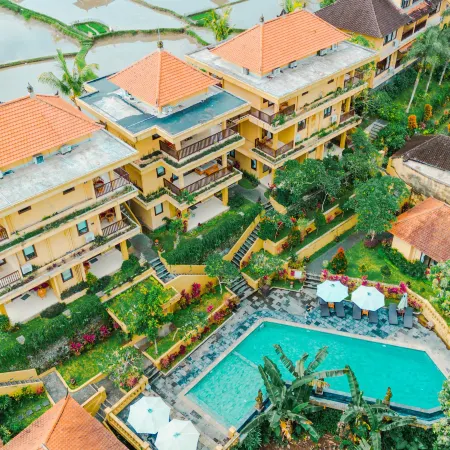 Sri Aksata Ubud Resort Отели рядом с достопримечательностью «Пенестанан»