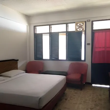 Darma Agung Beach Hotel Parapat