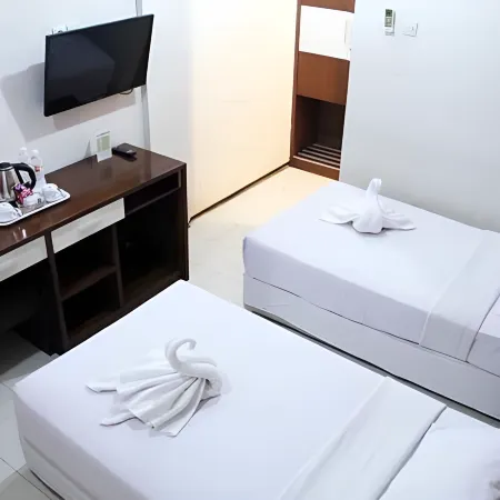 Hotel Wisata Baru
