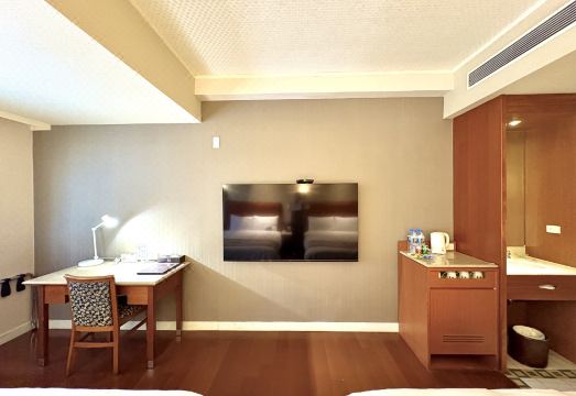 3. 화롄 차밍 시티..