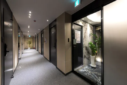 Stayz437 Jongno Отели рядом с достопримечательностью «Генбокгун»