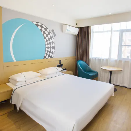 City Comfort Inn (Huanggang Xishui Xionghu Road Branch)