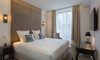Hotel La Comtesse Tour Eiffel