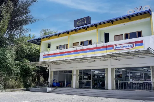 Hotel O Parapat Near Dermaga Ajibata Formerly Pudan Residence 2