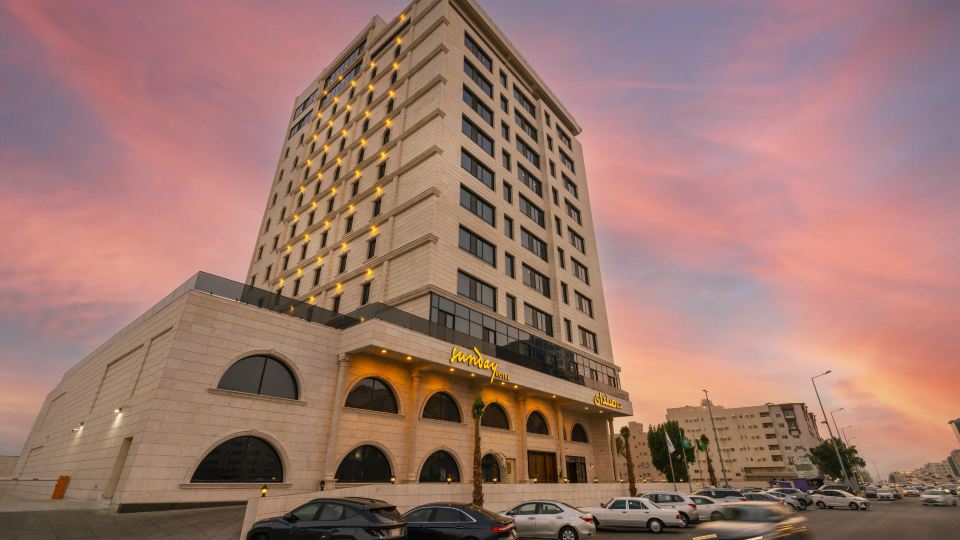 Sunday Jeddah Hotel
