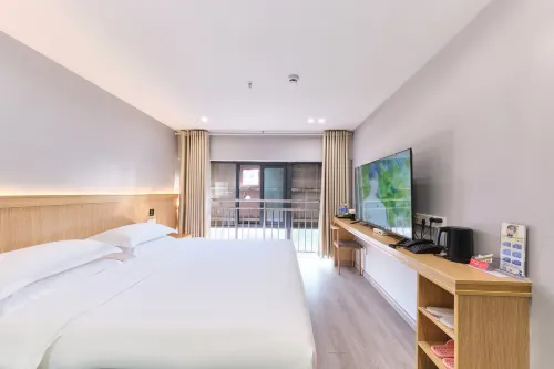 HUA DENG HOTEL