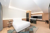 Luxseven Hotel