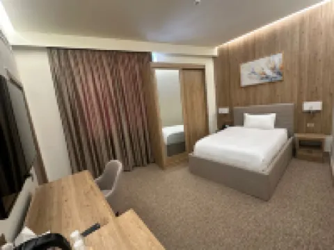 BAZ Hotel University District Hotels in Baghdad