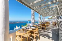 Iconic Santorini, a Boutique Cave Hotel by Sandglass - bar