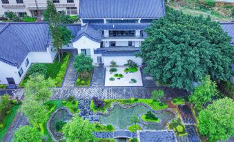 TAOHUAYUAN Hotel