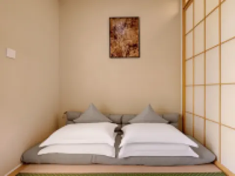 Nanxiang Shushan Homestay (Sanya Nanshan Temple Nanshan North Station Branch) Hotels near Sanya Nanshan Cultural Tourism Zone