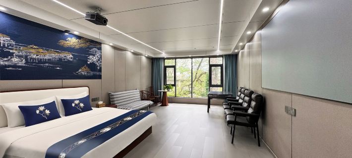 Longjing Waterside Study Center Homestay Hotels in Tongdao