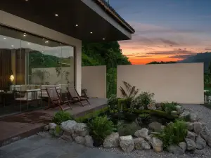 Suyi · Song-Inspired Oriental Aesthetics Lodge