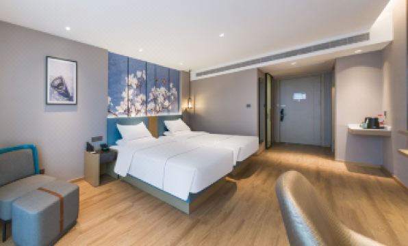 Magnolia Business Hotel (Jiaxing Nanhu Science and Technology City Branch)