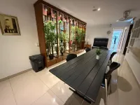 BG Travelers Hostel