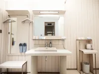 HanTing Hotel (Puyang Zhongyuan East Road Dennis) Hotels in Qingfeng