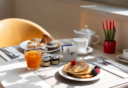 iH 호텔 조식 뷔페