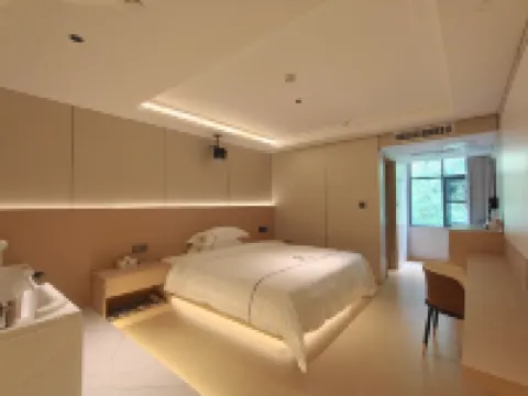Nanguo Garden Hotel Hotels in Sandu