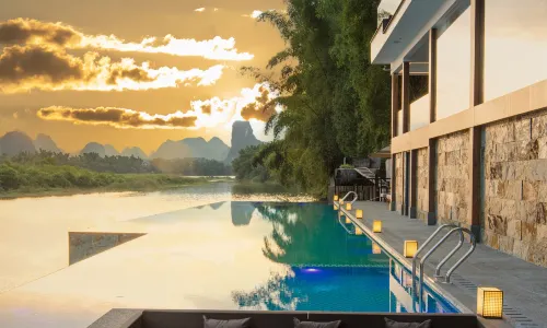 Riverside Paradise Hotel (Lijiang River Branch)