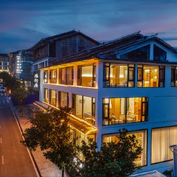 Libo Minhangju B&B (LiBo Xiaoqikong Dongmen Branch)