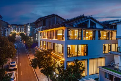 Libo Minhangju B&B (LiBo Xiaoqikong Dongmen Branch)