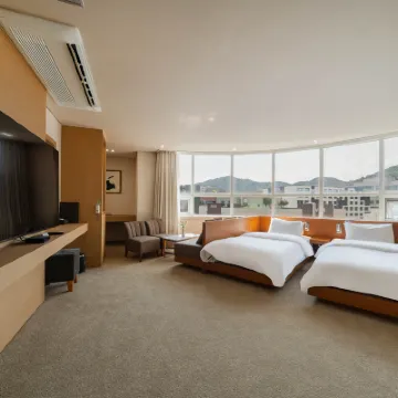 هوتل بيز إن Hotels near منتزه وونجو للسكك الحديدية