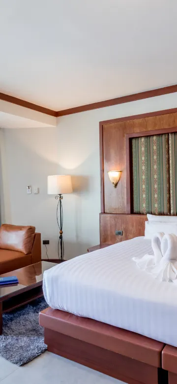 ห้องสวีทเอ็กเซ็กคิวทีฟหน้าสระว่ายน้ำ