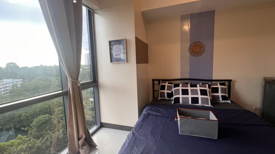 BGC Mckinley City Center Apartments