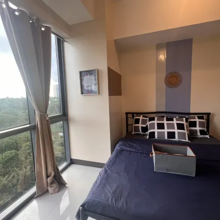 BGC Mckinley City Center Apartments Отели рядом с достопримечательностью «Корейское посольство»