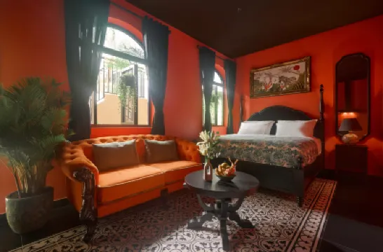 G'Villa Thảo Điền Các khách sạn gần Trường Cao đẳng Hàng hải II