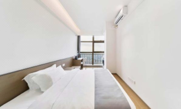 Shenzhen Yicheng Garden Hotel (UniWorld Mall Longhua Metro Station Branch)​