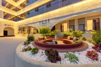 Yinyue Shanshe  Hotel Hotels in Songming