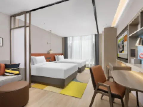 Qujing Luliang Home2 Suites by Hilton Hotel โรงแรมในหลู่เหลียง