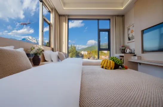 Airport·Qijing Homestay (Lijiang Sanyi International Airport Store) Hotels near Lijiang Sanyi International Airport