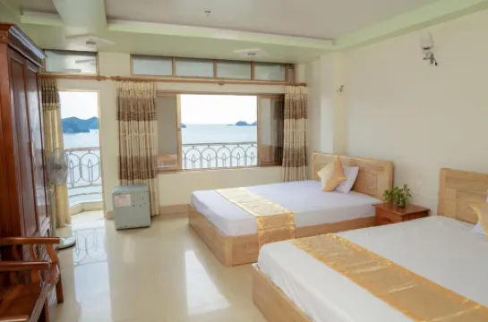 Private Balcony Hotel