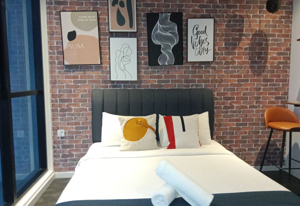 Scarletz suites klcc by Dream